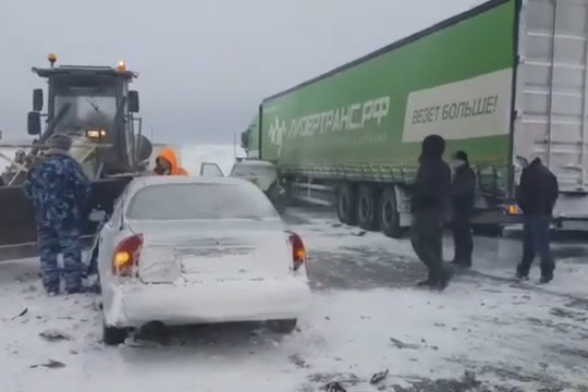 Двойное ДТП произошло на трассе М7 между Казанью и Челнами