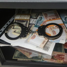 Два полковника ФСБ получили по 9 лет колонии за взятки от священников