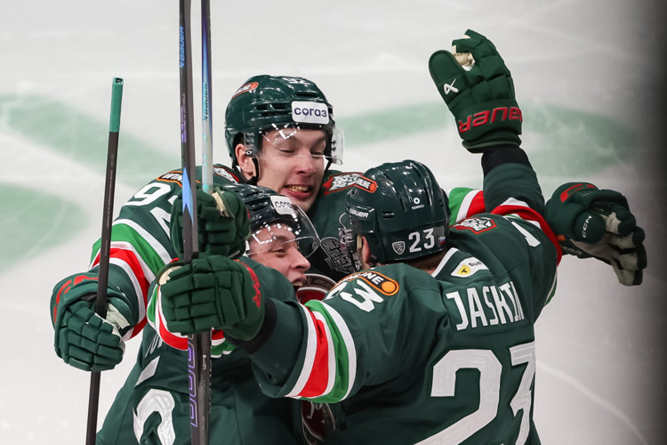 «Ак Барс» в домашнем третьем матче полуфинала Кубка Гагарина победил «Металлург» (4:1)