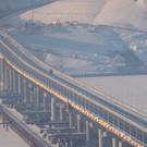 На новом мосту через Волгу на М12 включили архитектурно-художественную подсветку: готовность трассы выше 95%