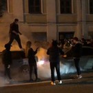 В Казани молодежь устроила тусовку с дымом и танцы на машинах. Вечеринку разогнал ОМОН