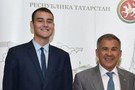Казанский выпускник с 399 баллами за ЕГЭ признался Минниханову, в какой вуз будет поступать