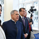 Минниханов пришел на открытый урок в «еврейской» школе №12 в Казани