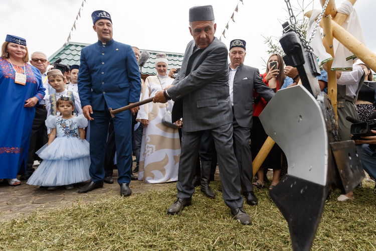 Праздник плуга в Березовой роще