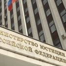 Минюст внес в реестр иноагентов учредителя «Медузы»*