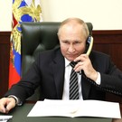 Байден и Путин провели телефонный разговор