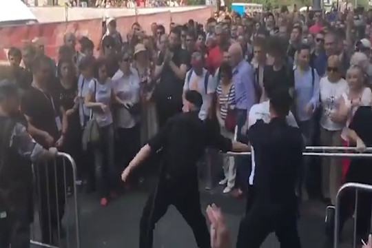 Десятки человек задержаны полицией в ходе митингов в Москве