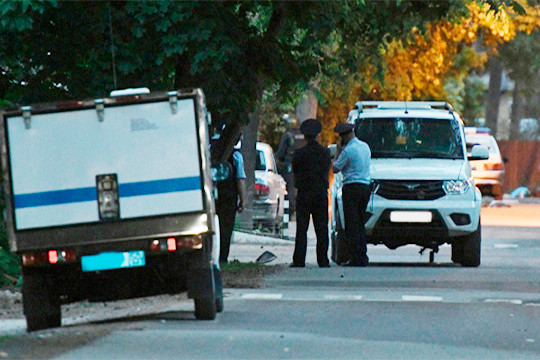 «Жизнь ворам, хрен ментам» – эти понятия из 90-х все должны знать…»