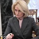 ​Абрамченко: не надо кормить россиян едой из сверчков и насекомых