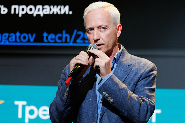 «К ChatGPT я получил доступ одним из первых в мире»: Борис Агатов о том, как ИИ полностью меняет бизнес