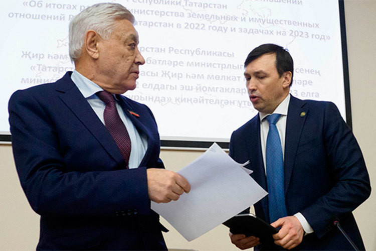 Фарид Мухаметшин на коллегии минземимущества РТ: «Иногда из-за земли и войны начинались!»