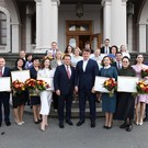 Метшин вручил гранты победителям городских конкурсов среди педагогов
