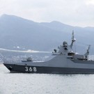 Корабль Черноморского флота принудительно остановил сухогруз, шедший на Украину