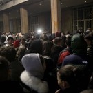 Сербская оппозиция добилась перевыборов в Белграде после массовых беспорядков