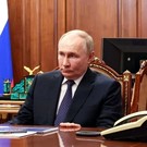 Путин заявил, что поручит ускорить работу по соцподдержке бойцов ЧВК и «Защитников Донбасса»