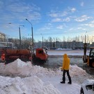 В Казани из-за коммунальной аварии затопило Амирхана – дорога перекрыта