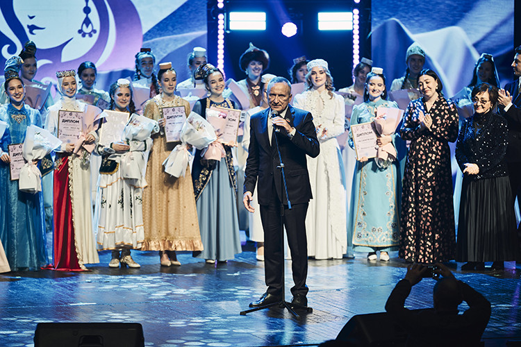 «Вот она, настоящая татарская девушка!»: в Казани выбрали «Весеннюю красу» – «Яз гүзәле»