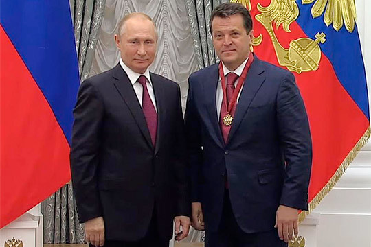 Путин в Кремле наградил Ильсура Метшина орденом «За заслуги перед Отечеством»
