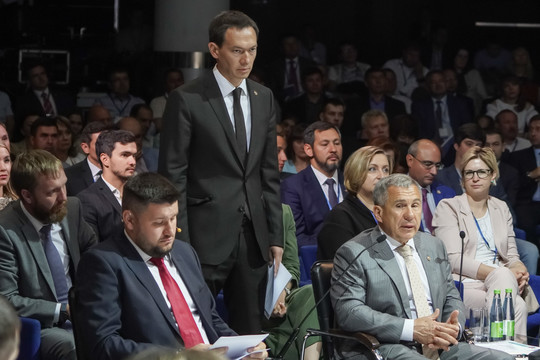 Кого Минниханов присмотрел на замену Нагуманову?