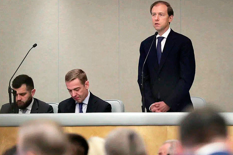 Мантуров – вице-премьер, Борисов – в космосе, а Рогозину прочат отправку в Донбасс