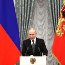 Путин поручил организовать спасательные работы в Керченском проливе