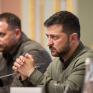 Зеленский ввел на Украине альтернативу тюрьме за побои, пытки и домашнее насилие