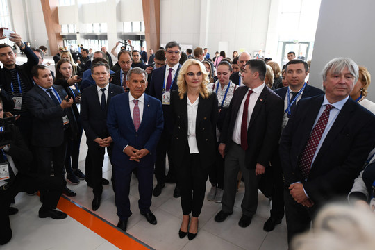 Голикова и Минниханов осмотрели площадки чемпионата WorldSkills Russia в Казани
