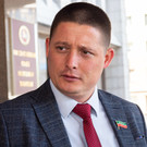 Депутата Госсовета Рустема Хасанова, предположительно, задержали с «закладкой». Он заявил, что у него ничего не нашли