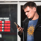 Курс доллара превышал 98 рублей впервые с 8 сентября