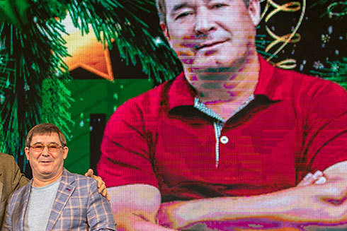 Салават, «Краски» и поезд-музей на вокзале