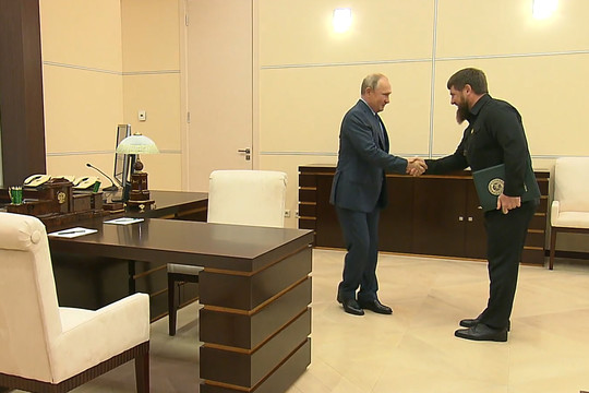 Кадыров не стал спорить с Путиным о самой красивой мечети в мире