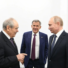 Путину исполнилось 69 лет – Минниханов поздравил президента на татарском