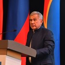 Минниханов возмутился доходами челнинцев – 25 тысяч человек получают зарплату ниже МРОТ