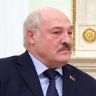 Лукашенко заявил, что договорился с Путиным пока не вводить единую валюту