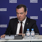 Медведев: людей, которые ждут украинские танки в новых регионах РФ, нужно отправить в Сибирь