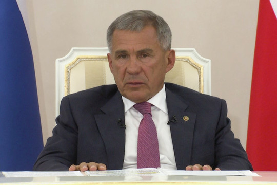 Рустам Минниханов пообещал направить 50 млрд рублей на ремонт дворов