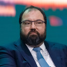 «Видим классные результаты»: минцифры РФ до конца года запустит на «Госуслугах» бета-версию ИИ-консультанта