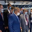 Минниханов в числе почетных гостей посетил международную выставку вооружений в ОАЭ