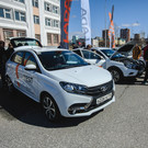 В России предложили ввести максимальную наценку на отечественные авто в 15%