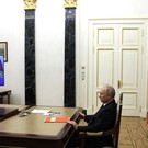 Путин обсудил с совбезом антитеррористическую защищенность объектов