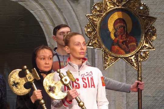 «Борис Годунов» в свитшоте и кедах: журналисты попали на закрытую репетицию театра оперы и балета