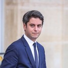 Во Франции назначили нового премьер-министра – ему 34 года