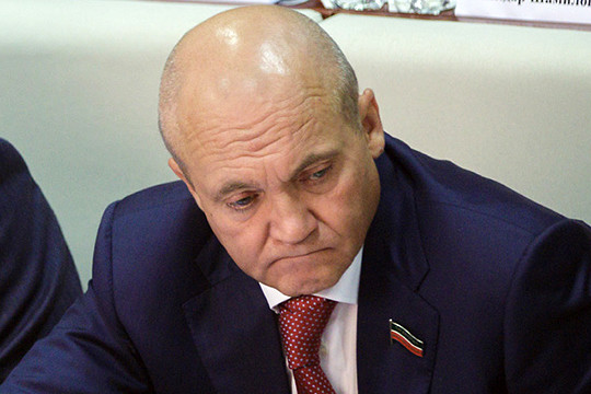 «АК БАРС» начал ребрендинг, Гайнуллов возвращает 3 га, а водителей пугают чистками ГИБДД