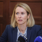 Премьер Эстонии назвала слова Макрона о войсках НАТО сигналом России
