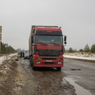 В Совфеде предложили чипировать госномера грузовиков, чтобы последние не портили дороги