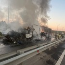 На мосту через Каму в Татарстане сгорели «газель» и грузовик с почтой