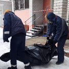 С места массового отравления в Казани увозят тела погибших