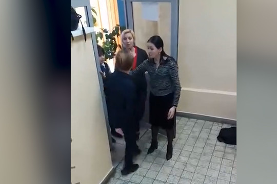 «На тебя не накрыли! Развернулся и пошел!»: в исполкоме Челнов разбираются в очередном школьном скандале