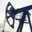 Цена нефти Brent впервые с февраля опустилась ниже $79 за баррель