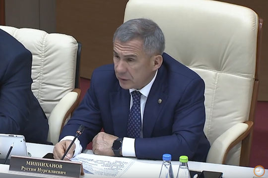 «Сразу по башке надо дать за это дело»: Минниханов призвал бороться с неплательщиками НДФЛ
